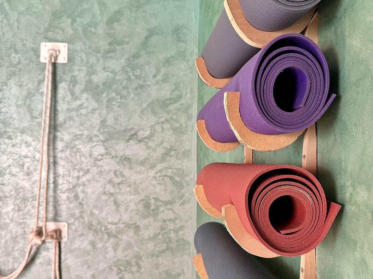 Tapis & rangement — Studio Fitness Agadir